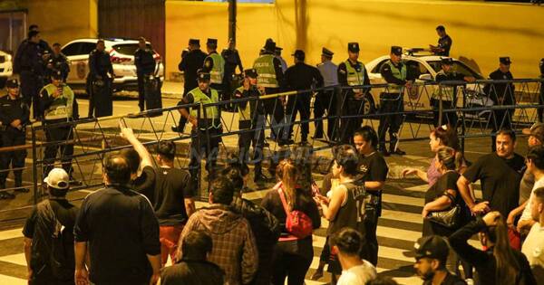La Nación / Fiscalía sigue investigando a procesados por disturbios frente al TSJE