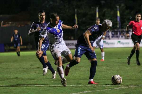 Ameliano y Guaireña FC no pudieron sacarse ventajas | 1000 Noticias