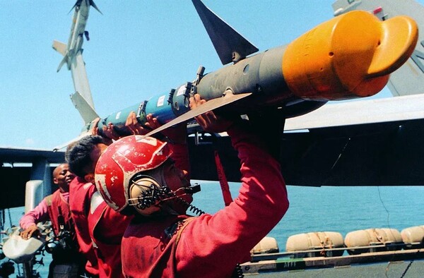 Taiwán recibió nuevos misiles de EEUU para equipar sus aviones ante la creciente tensión con China - Megacadena — Últimas Noticias de Paraguay