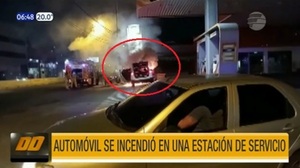 Automóvil se incendia en estación de servicios de Fernando