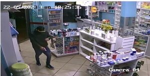 PJC: Farmacias a merced de los malvivientes: esta vez dos fueron asaltadas