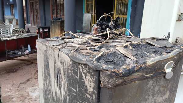 Salón comercial ardió en llamas y generó cuantiosas pérdidas materiales - Oasis FM 94.3