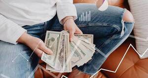 La Nación / Paraguayos en el exterior remesan más dinero este año tras moderación de inflación