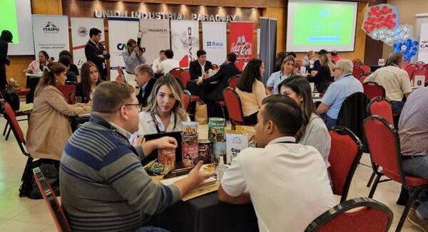 Cerca de 60 mipymes del rubro alimenticio presentaron sus productos a reconocidos comercios