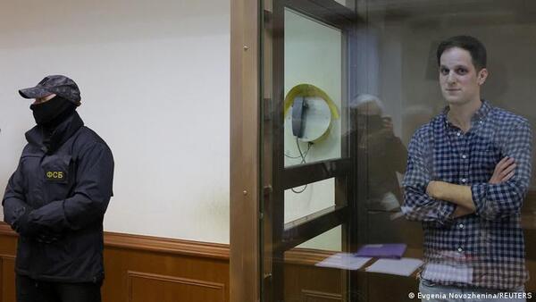 La Justicia rusa prolonga la prisión provisional de Evan Gershkovich