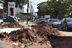 Lento tránsito ante obras en avenida Fernando de la Mora - Nacionales - ABC Color
