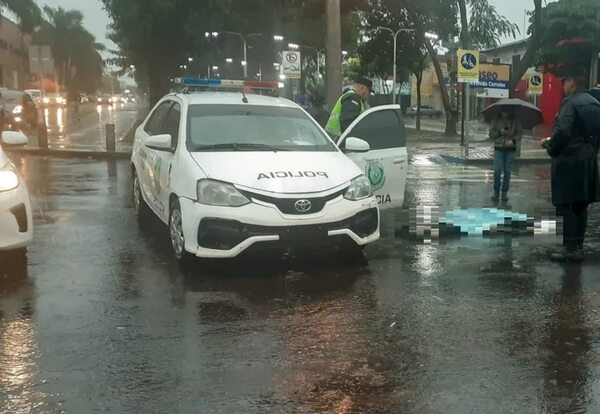 Chofer de la Línea 49 fue imputado por homicidio culposo y omisión de auxilio por arrollamiento de una mujer - Nacionales - ABC Color