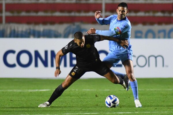 Versus / Bolívar derrota a Barcelona y obliga a Cerro Porteño a ganar para seguir con vida