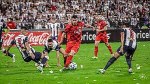 [VIDEO] Libertadores: ¡El campeón paraguayo siguió la farra en Perú!