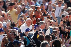 El papa Francisco exigió libertad para anunciar la fe católica en China - .::Agencia IP::.