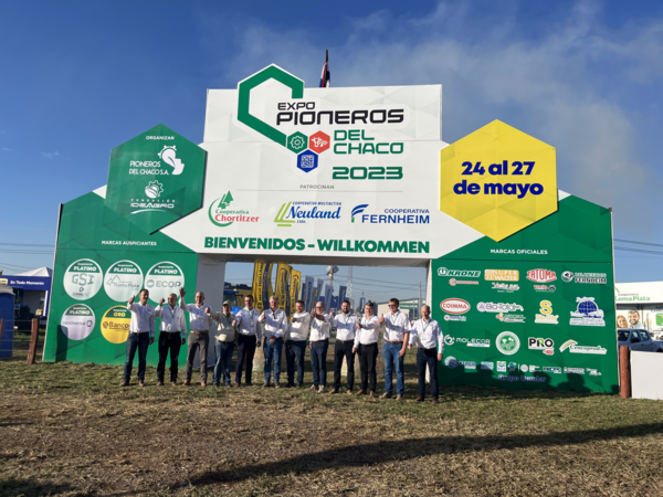 Tradicional apertura de la Expo Pioneros