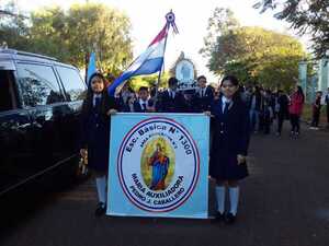 Escuela Básica N° 1300 María Auxiliadora celebró el día de su santa patrona - Radio Imperio