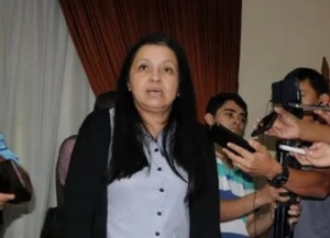 Yolanda Paredes pide juicio político contra tres ministros de la Corte