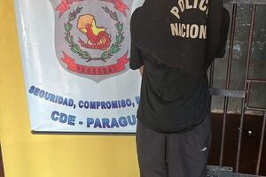 Indigente increpa y amenaza a vendedora de comidas