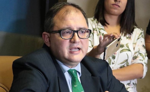 Descartan vínculo entre esposa de Alliana y comprador de avioneta de Erico Galeano