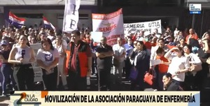 Gremio de enfermería protesta contra recorte de presupuesto del IPS para la carrera - ADN Digital