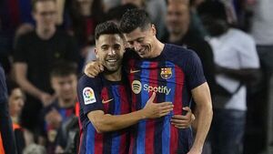 Barcelona hace oficial el adiós de Jordi Alba