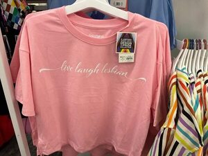 Target retira de sus tiendas productos que celebran el mes LGTBI+ en EEUU por amenazas - Mundo - ABC Color
