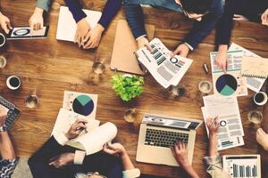 Qué es la psicología financiera y cómo influyen las emociones en la inversión
