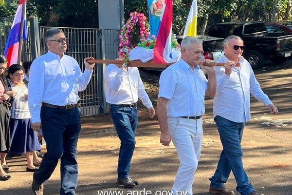 Central Hidroeléctrica Acaray celebró festividades de su Santa Patrona