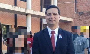 Denuncian a docente del "Colegio Nacional" por supuesto acoso sexual - OviedoPress