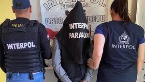 Detienen a paraguaya con orden de captura internacional