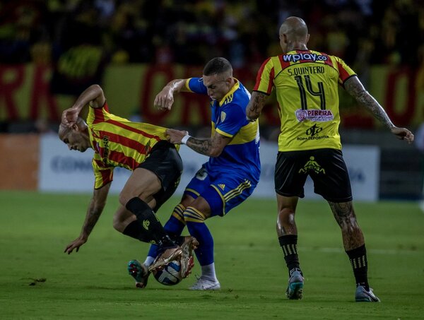 Diario HOY | Pereira suma de a tres ante Boca Juniors 