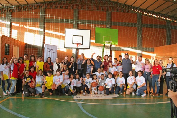 Niños y adolescentes de Yatytay ya disfrutan de un entorno sano y protegido en el Espacio Seguro - .::Agencia IP::.