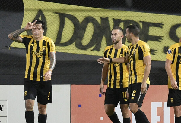 Versus / Guaraní quiere dar el golpe en el grupo más parejo de la Copa Sudamericana