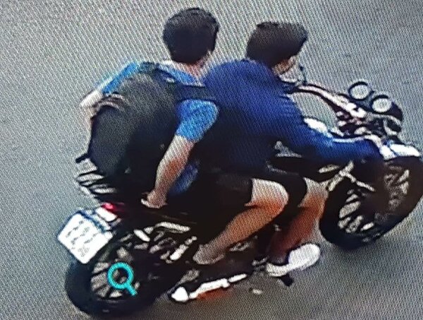 Buscan a motociclista que atropelló y fracturó a un agente de Tránsito