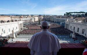 El papa Francisco exigió a China que los católicos puedan anunciar su fe “en su plenitud, belleza y libertad” - Informatepy.com