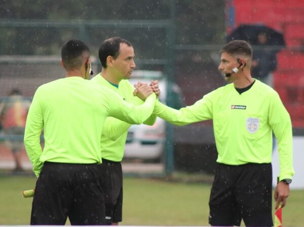 Árbitros confirmados para la novena fecha - APF