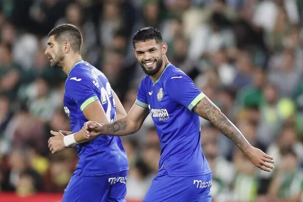 Omar Alderete mantiene con vida al Getafe en la Liga española - Fútbol Internacional - ABC Color