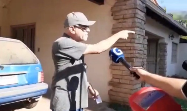 Denuncian que vecino es denunciado por dañar vehículos que estacionan frente a su casa