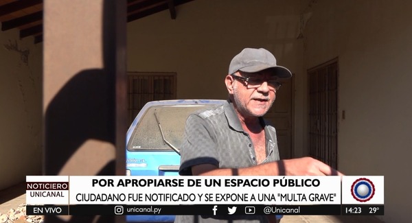 Vecino no quiere autos frente a su casa: rompe faros y moja a conductores - Unicanal