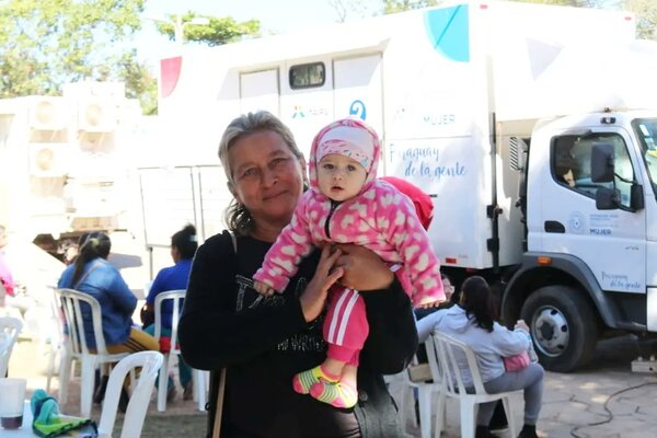 Ciudad Mujer Móvil acercó 766 servicios del Estado a mujeres de Ñeembucú - .::Agencia IP::.