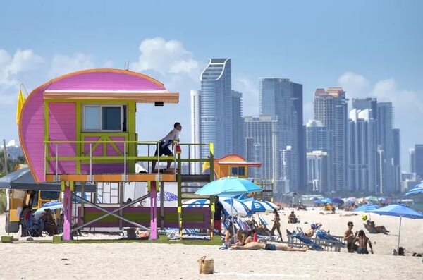 Miami prohíbe fumar y el uso de cigarrillos electrónicos en playas o parques - Mundo - ABC Color