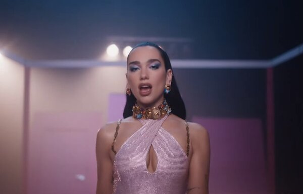 Dua Lipa estrena "Dance The Night", la nueva canción para la película "Barbie" - Megacadena — Últimas Noticias de Paraguay