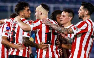 [VIDEO] Boselli y compañía hicieron sarambí del "Tacua": 4-0