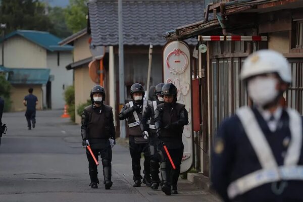 Detenido asaltante con rifle que se atrincheró en Japón y causó cuatro muertos - Mundo - ABC Color