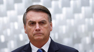 Tribunal brasileño confirma condena a Bolsonaro por asedio a periodistas - Oasis FM 94.3