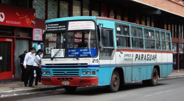 Diario HOY | Gobierno “hace las gestiones” para evitar un nuevo paro del transporte