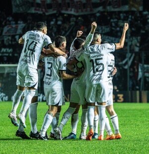 Olimpia venció a Patronato y asegura su clasificación en la Libertadores - El Independiente