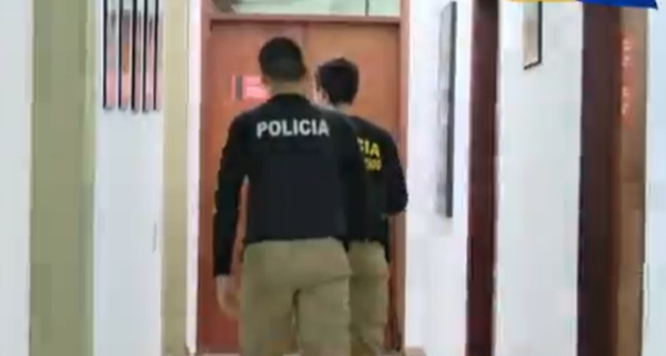 Investigan a "Funcionarios fantasmas" en la Facultad de Arquitectura-UNA - C9N