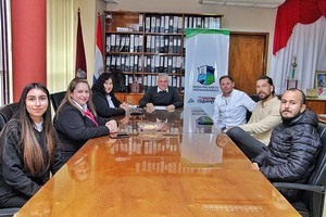 Intendente de Hernandarias establece estratégica alianza con empresarios del rubro textil | DIARIO PRIMERA PLANA