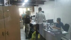 Funcionarios fantasmas y contratos en FADA: Fiscalía analizará responsabilidad penal desde el “decano hasta el último funcionario”  - Policiales - ABC Color