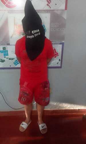 DETIENEN A UN JOVEN TRAS SUPUESTAMENTE AGREDIR A SU PAREJA E HIJO EN CAMBYRETÁ