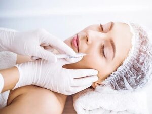 AUDIO: Desde Dinavisa expresan su preocupación con la aplicación del “botox party” - Ancho Perfil - ABC Color