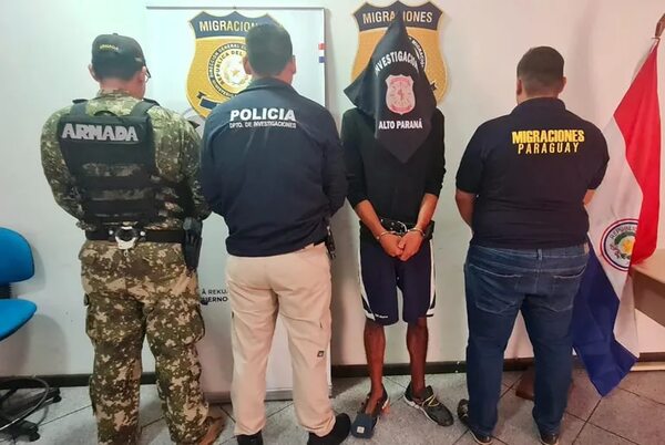 Expulsan a brasileño que había sido detenido con camioneta robada  - ABC en el Este - ABC Color