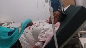 Ña Rufina fue hospitalizada de urgencia por neumonía